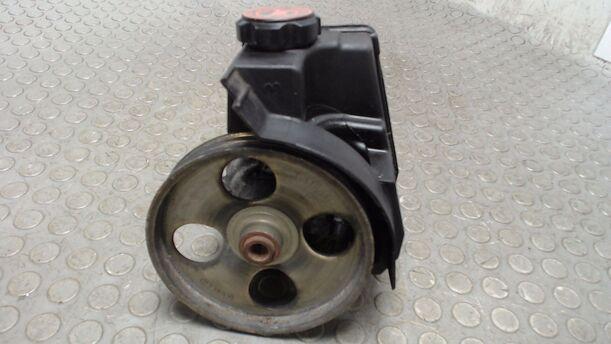 Foto: PUMPE SERVOLENKUNG eines Citroen Xsara Picasso 1.8i Cup