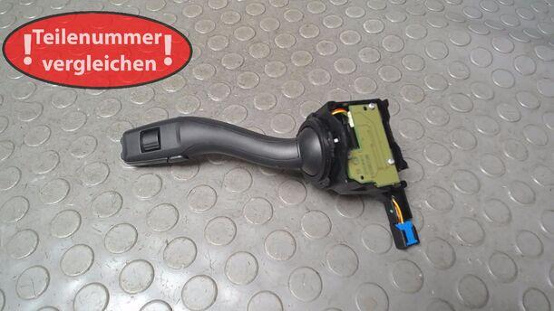 Foto: SCHEIBENWISCHERSCHALTER eines Audi TT Coupe 3.2 quattro S tronic Cup