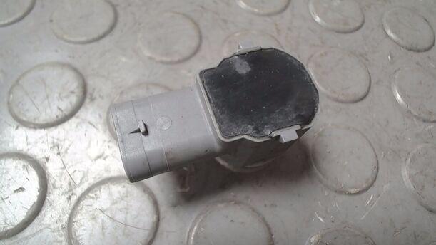 Foto: ABSTANDSSENSOR/ PDC SENSOR eines Audi TT Coupe 3.2 quattro S tronic Cup