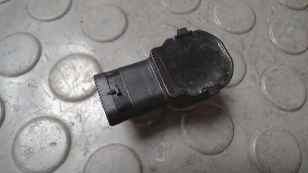 Foto: ABSTANDSSENSOR/ PDC SENSOR eines Audi TT Coupe 3.2 quattro S tronic Cup