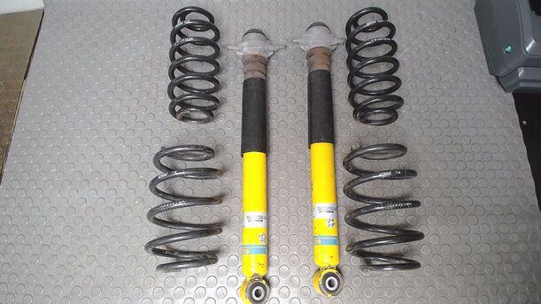 Foto: EIBACH FEDERSET + BILSTEIN STOSSDÄMPFER HINTEN eines Audi TT Coupe 3.2 quattro S tronic Cup