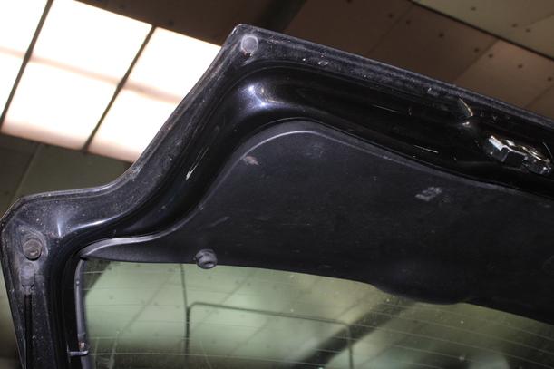 Foto: HECKKLAPPE / HECKDECKEL ( BIS 1999 ) eines VW Polo 60 Cup