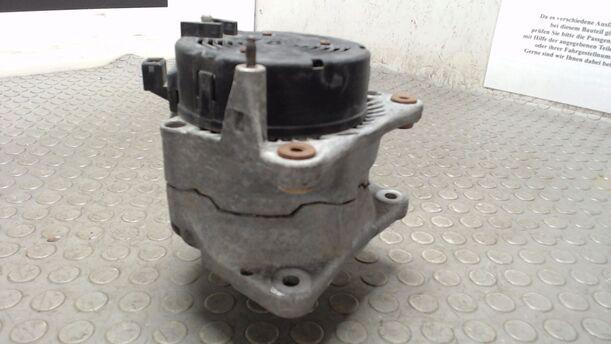 Foto: LICHTMASCHINE ( 90A ) BOSCH eines VW Polo 60 Cup