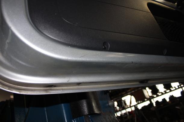Foto: TÜR LINKS ( MANUELLER FENSTERHEBER ) eines VW Lupo 1.0 Cup