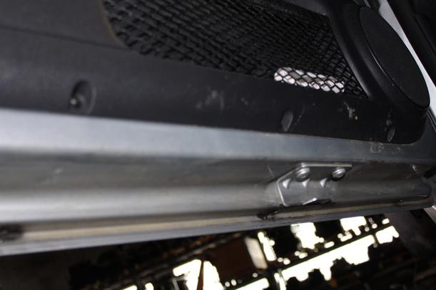 Foto: TÜR LINKS ( MANUELLER FENSTERHEBER ) eines VW Lupo 1.0 Cup