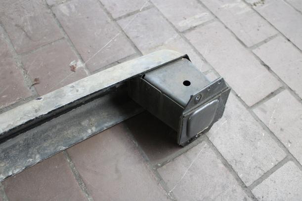 Foto: VERSTÄRKUNG HINTEN eines VW Lupo 1.0 Cup