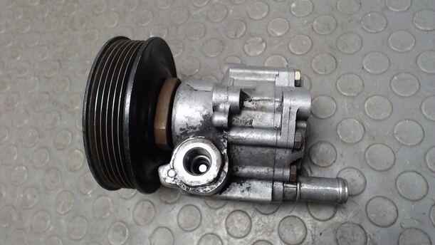 Foto: PUMPE SERVOLENKUNG eines VW Polo 60 Cup