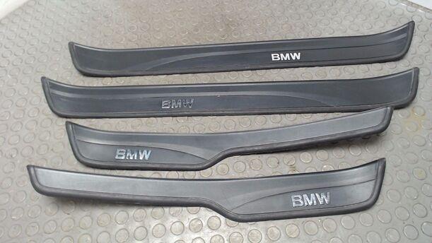 Foto: EINSTIEGSLEISTENSET eines BMW 320i Cup