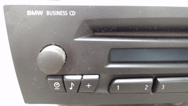 Foto: RADIO ( BUSINESS CD ) eines BMW 320i Cup