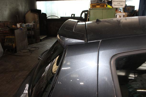 Foto: HECKKLAPPE ( MIT SPOILER ) eines Renault Clio 1.6 16V Cup