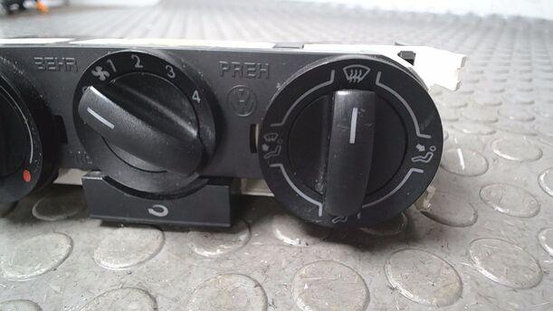 Foto: HEIZUNGSBETÄTIGUNG ( OHNE KLIMAANLAGE ) eines VW Fox 1.2 Cup
