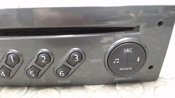 Foto: RADIO eines Renault Clio 1.6 16V
