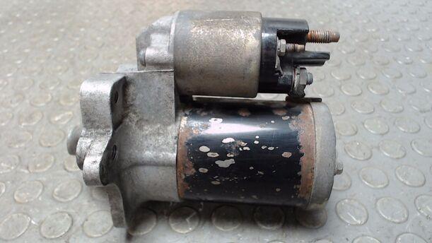 Foto: ANLASSER / STARTER eines Renault Clio 1.6 16V