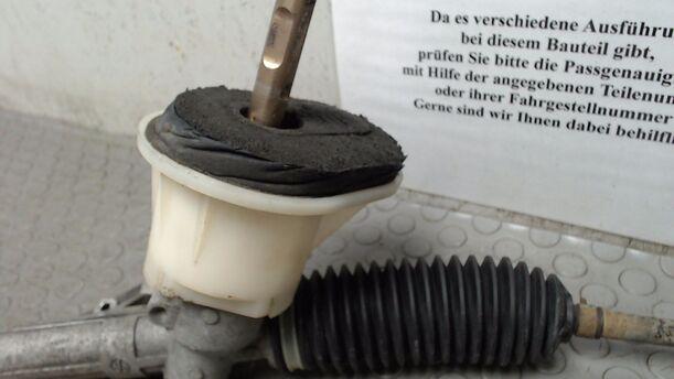 Foto: LENKUNG eines Renault Clio 1.6 16V