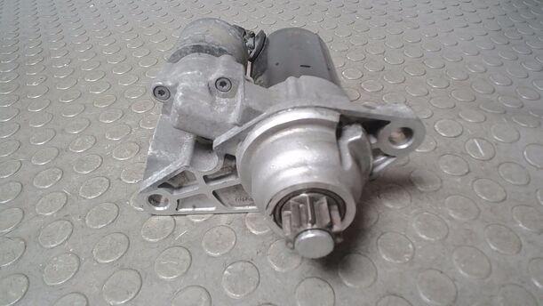 Foto: ANLASSER / STARTER  BOSCH eines VW Fox 1.2