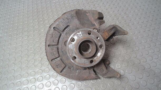 Foto: ACHSSCHENKEL VORN RECHTS ( ABS ) eines VW Fox 1.2