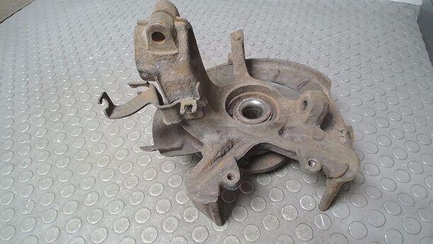 Foto: ACHSSCHENKEL VORN RECHTS ( ABS ) eines VW Fox 1.2