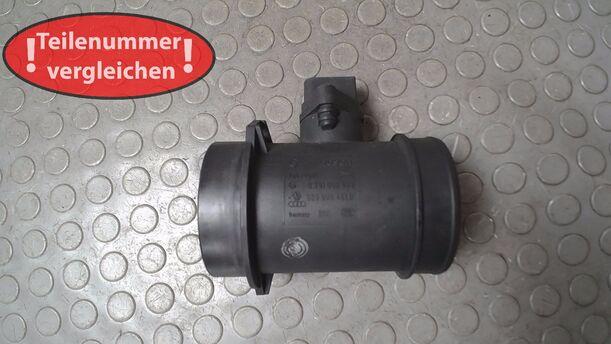 Foto: LUFTMASSENMESSER ( BOSCH ) eines Audi A4 Avant 2.5 TDI quattro