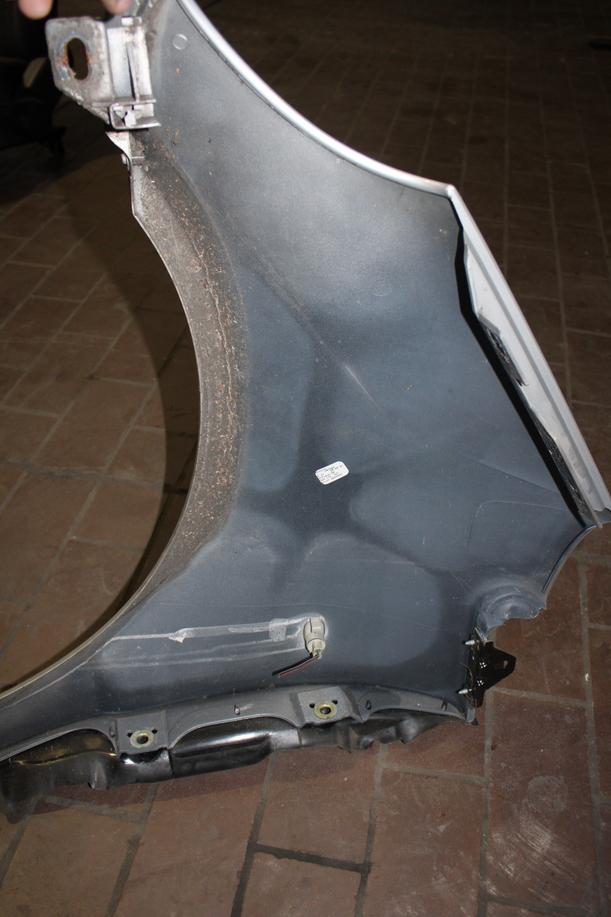Foto: KOTFLÜGEL RECHTS eines Mercedes-Benz A 140