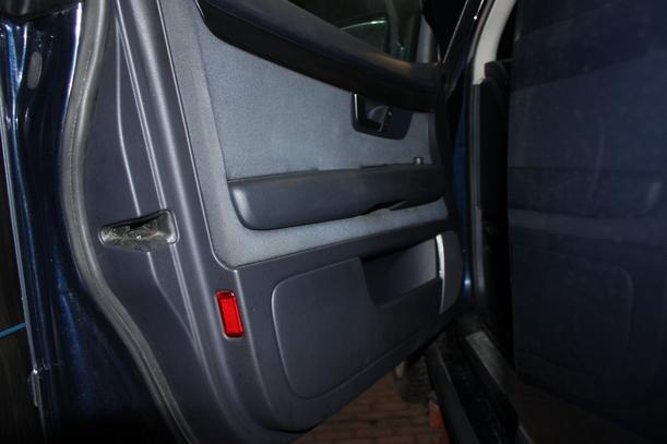 Foto: TÜR VORN LINKS eines Audi A4 2.0