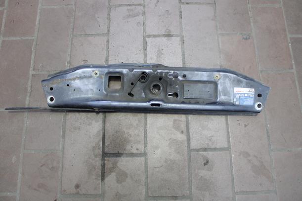 Foto: SCHLOSSTRÄGER OBEN eines Opel Astra 1.9 CDTI Caravan DPF