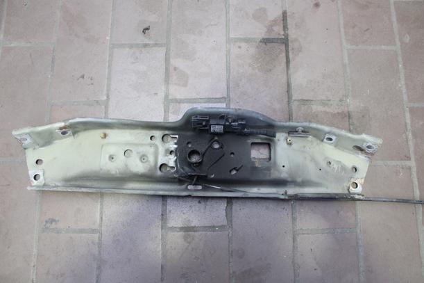 Foto: SCHLOSSTRÄGER OBEN eines Opel Astra 1.9 CDTI Caravan DPF