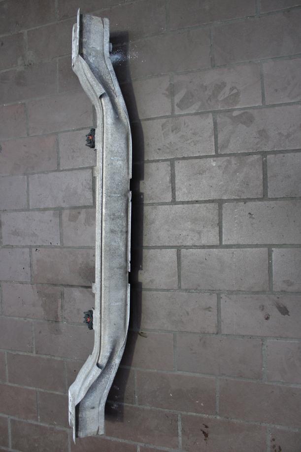 Foto: VERSTÄRKUNG HINTEN eines Opel Astra 1.9 CDTI Caravan DPF