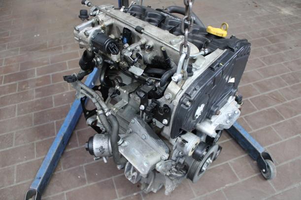 Foto: MOTOR ( Z19 DTL ) eines Opel Astra 1.9 CDTI Caravan DPF