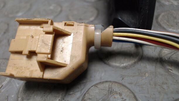 Foto: AUSSENSPIEGEL LINKS ELEKTRISCH VERSTELLBAR eines Audi A4 2.0