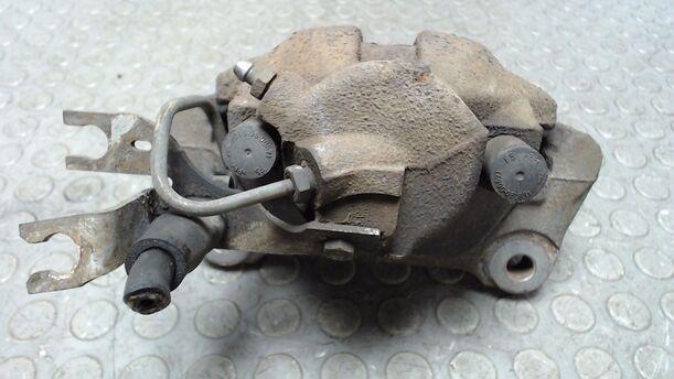 Foto: BREMSSATTEL VORN RECHTS ( ATE / 288 MM ) eines Audi A4 2.0