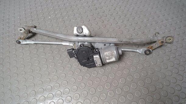 Foto: SCHEIBENWISCHERMOTOR VORN eines VW Passat 1.9 TDI