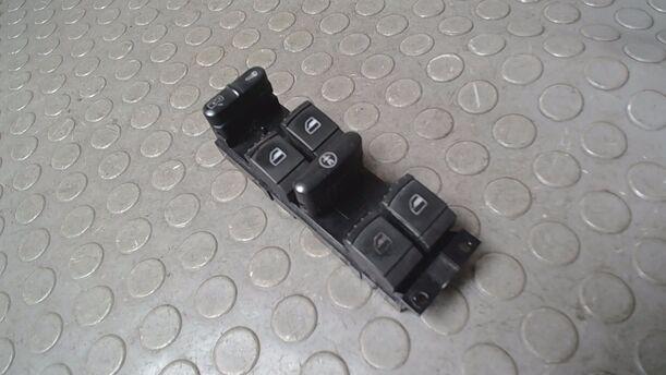 Foto: FENSTERHEBERSCHALTER eines VW Passat 1.9 TDI