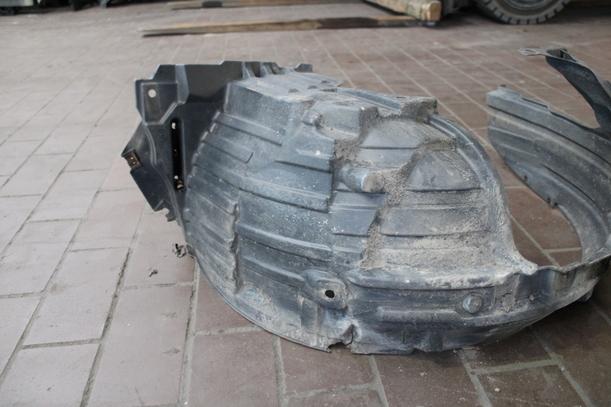 Foto: INNENRADHAUS/ RADHAUSSCHALE LINKS eines Nissan Micra 1.2