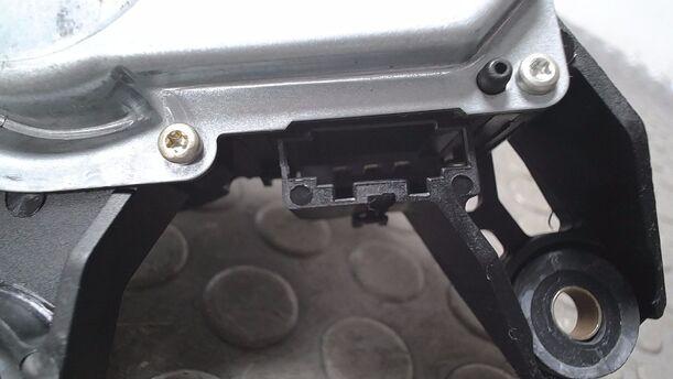 Foto: SCHEIBENWISCHERMOTOR HINTEN eines Mercedes-Benz A 140