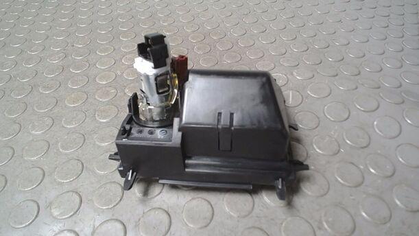 Foto: ASCHENBECHER eines Mercedes-Benz A 140