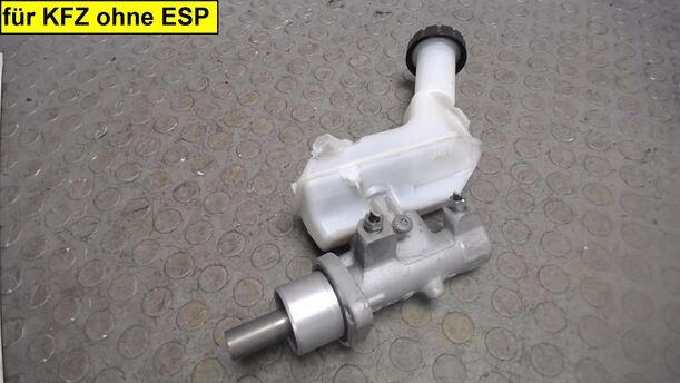 Foto: HAUPTBREMSZYLINDER eines Nissan Micra 1.2