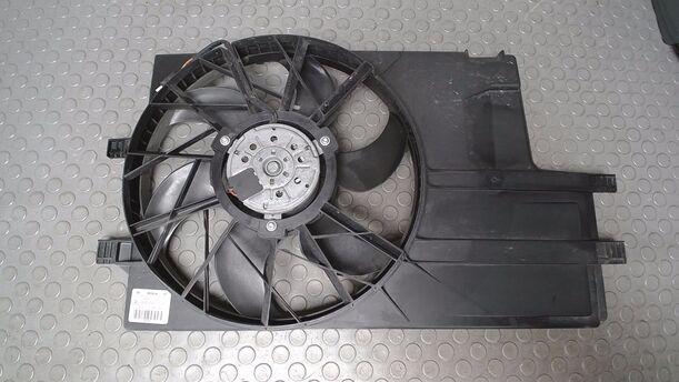 Foto: ELEKTROLÜFTER eines Mercedes-Benz A 140