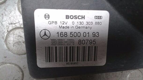 Foto: ELEKTROLÜFTER eines Mercedes-Benz A 140