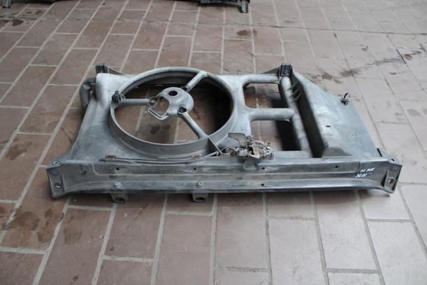 Foto: KÜHLERTRÄGER eines Peugeot 206 CC 110