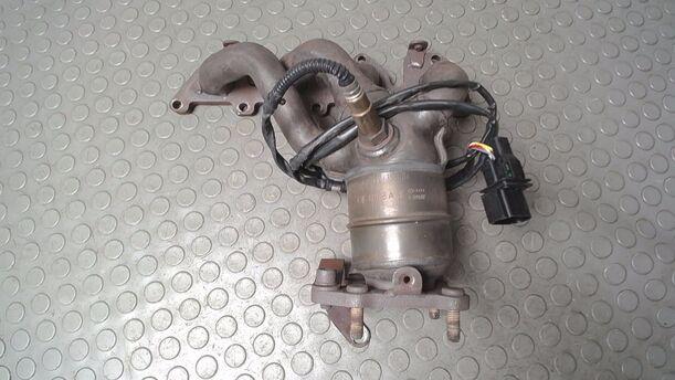 Foto: AUSPUFFKRÜMMER MIT KATALYSATOR eines VW Golf 1.4 Aktion