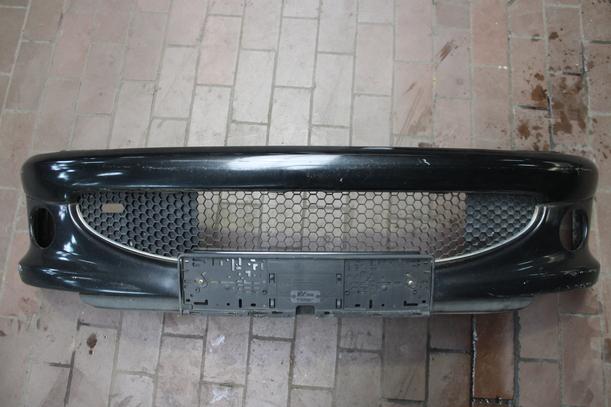 Foto: STOSSSTANGE / STOSSFÄNGER VORN eines Peugeot 206 CC 110