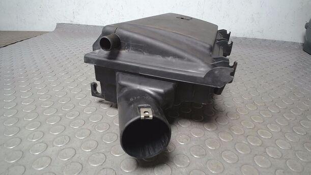 Foto: LUFTFILTERKASTEN APE eines VW Golf 1.4 Aktion