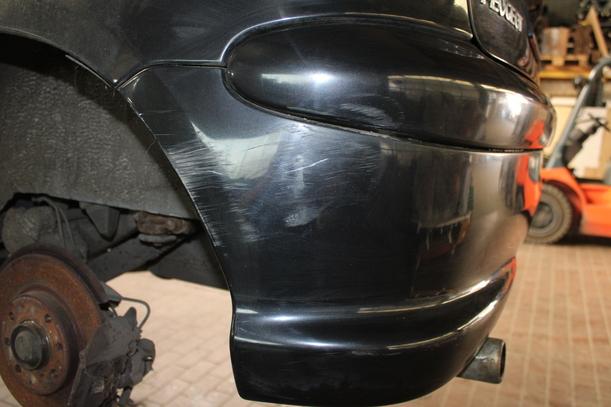 Foto: STOSSTANGE / STOSSFÄNGER HINTEN eines Peugeot 206 CC 110
