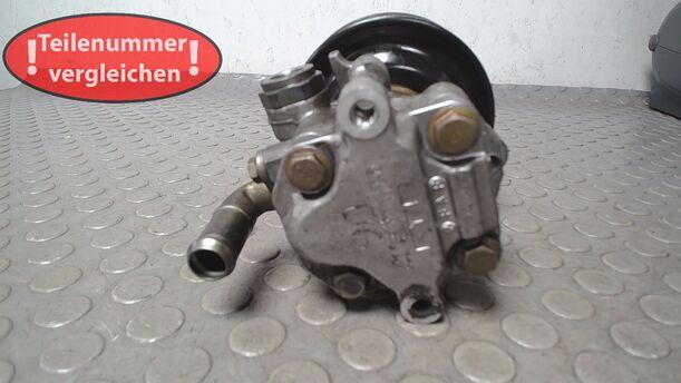 Foto: PUMPE SERVOLENKUNG/ SERVOPUMPE eines VW Golf 1.4 Aktion