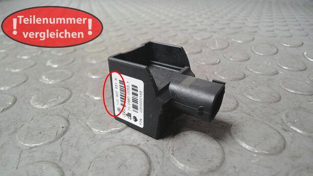 Foto: QUERBESCHLEUNIGUNGSSENSOR/ SENSOR QUERBESCHLEUNIGUNG eines VW Golf 1.4 Aktion