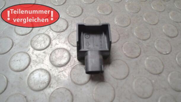 Foto: QUERBESCHLEUNIGUNGSSENSOR/ SENSOR QUERBESCHLEUNIGUNG eines VW Golf 1.4 Aktion