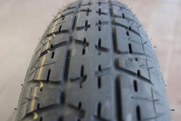 Foto: RESERVERAD/ NOTRAD eines Daihatsu Sirion 1.0