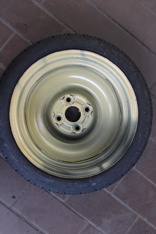 Foto: RESERVERAD/ NOTRAD eines Daihatsu Sirion 1.0