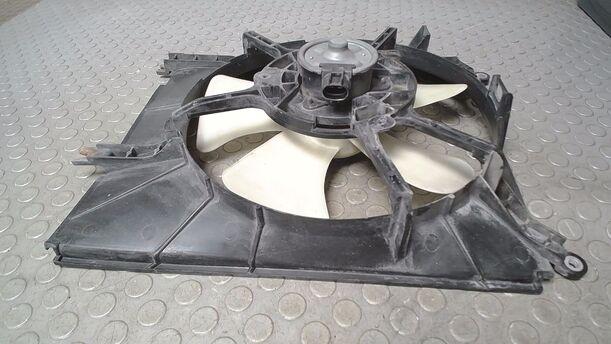 Foto: ELEKTROLÜFTER eines Daihatsu Sirion 1.0
