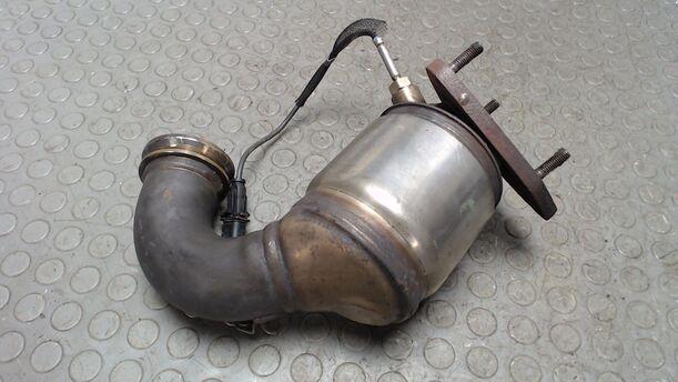 Foto: KATALYSATOR eines Opel Astra 1.9 CDTI Caravan DPF